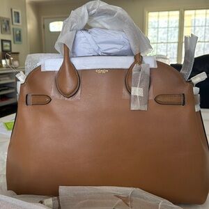 Coach Empire carryall 40 in Honey Brown